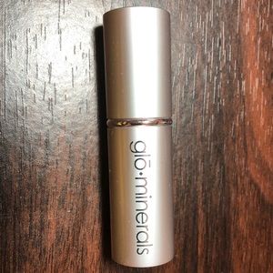 Glo-Minerals Lipstick in Natural